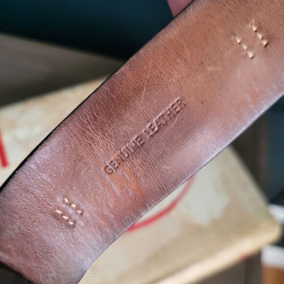 Vintage Guess Black Wide Double Buckle Black Silver Patent Leather Watch - Picture 5 of 10